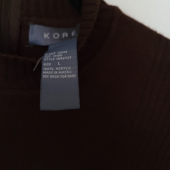 3 for $30 - KORET chocolate brown short sleeve mockneck sweater - Picture 6 of 6